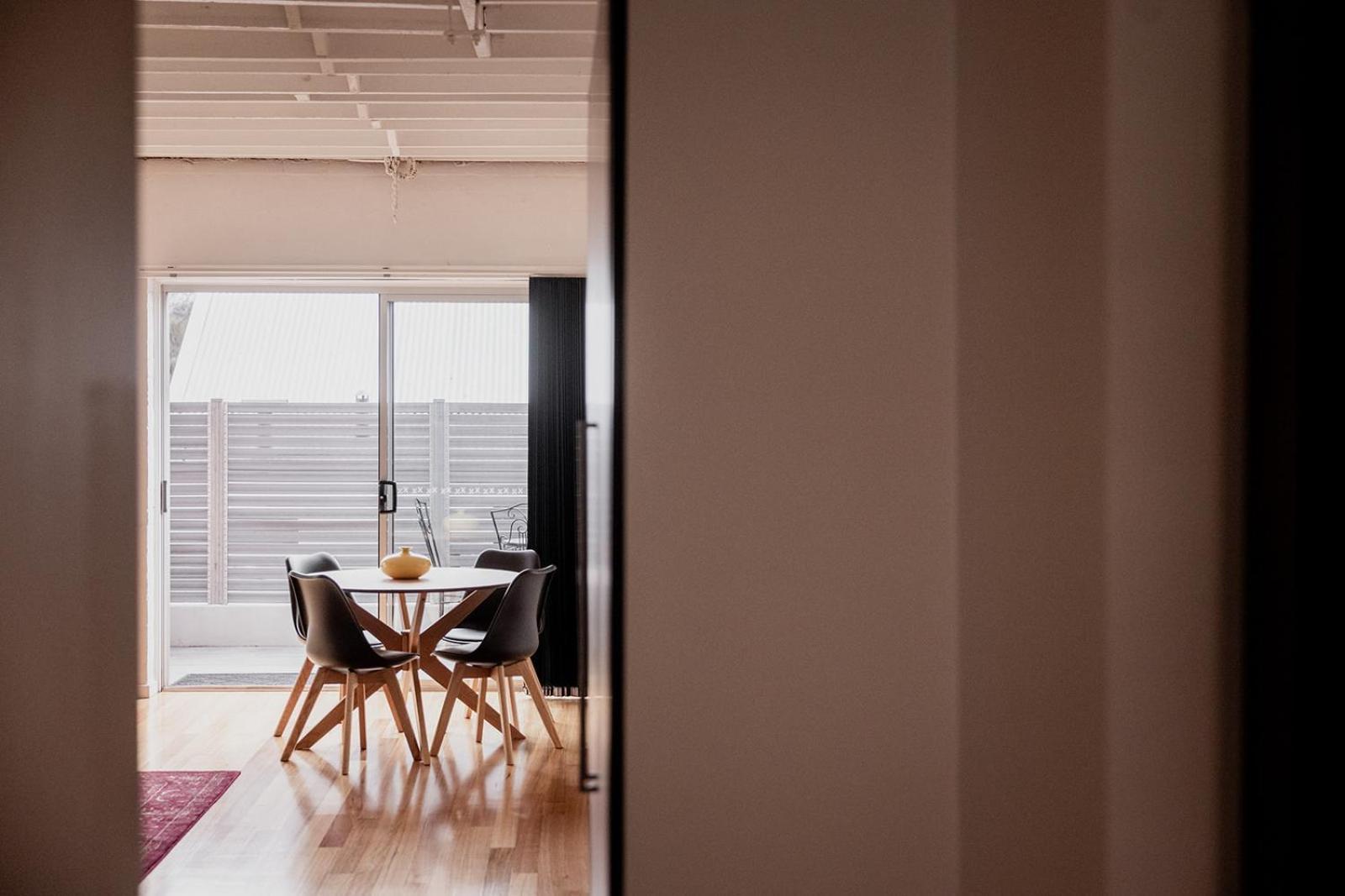 Boutique Warehouse Living In West Hobart Daire Dış mekan fotoğraf