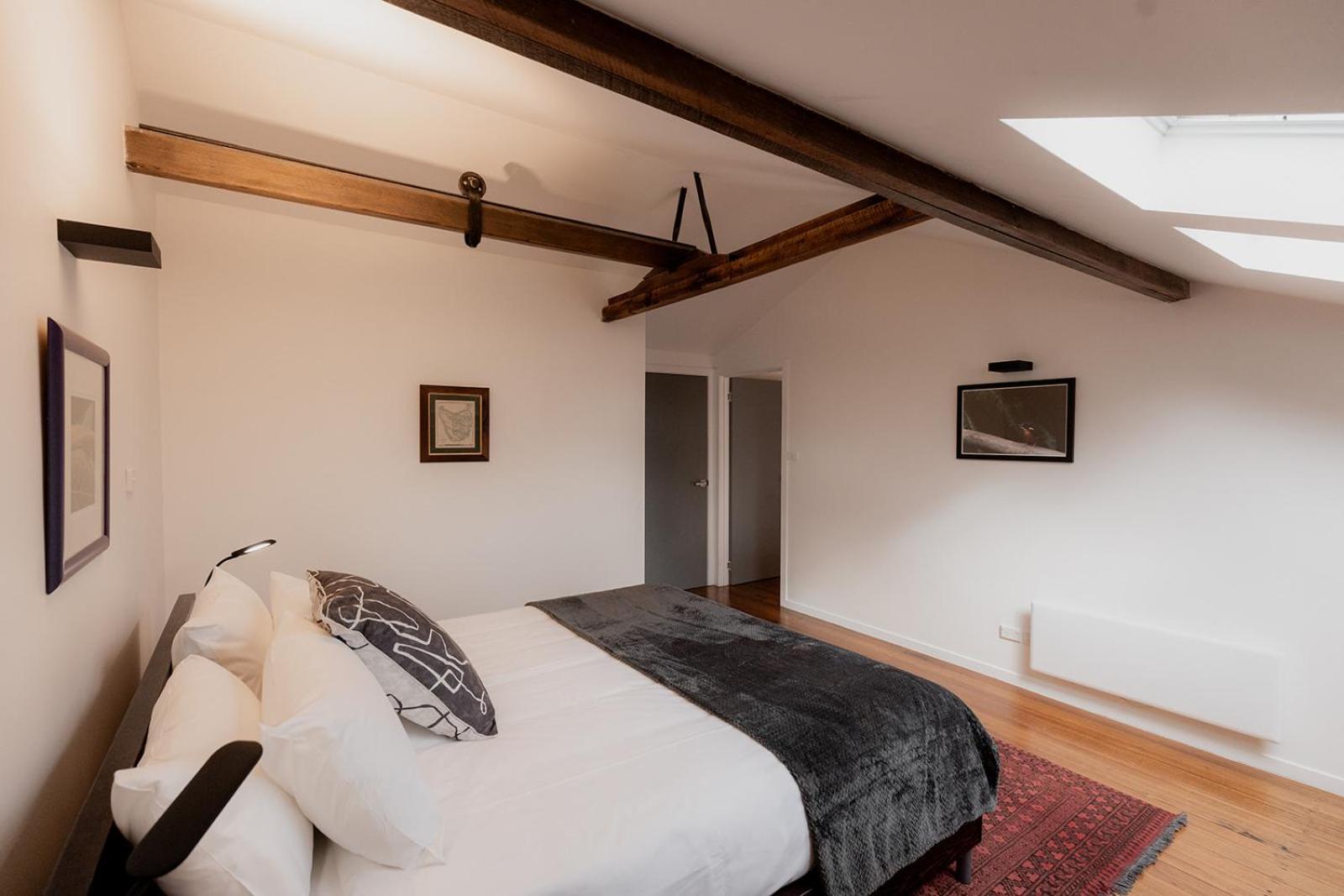 Boutique Warehouse Living In West Hobart Daire Dış mekan fotoğraf