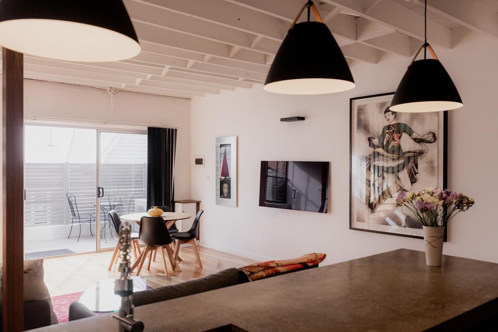 Boutique Warehouse Living In West Hobart Daire Dış mekan fotoğraf