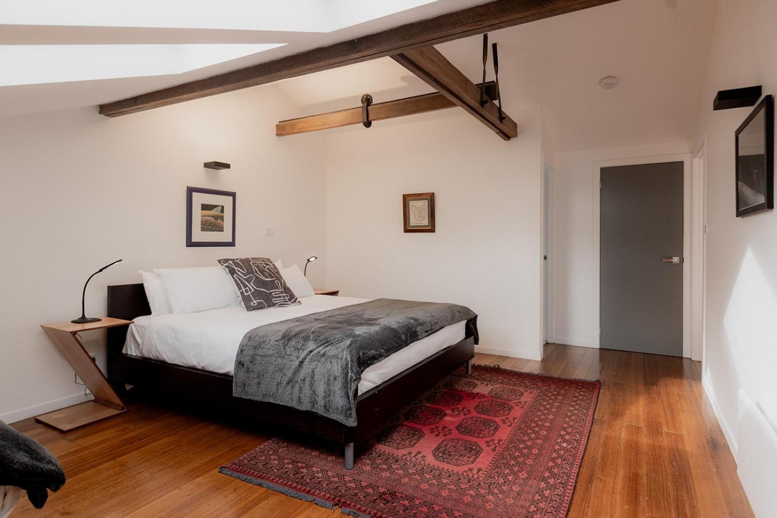 Boutique Warehouse Living In West Hobart Daire Dış mekan fotoğraf