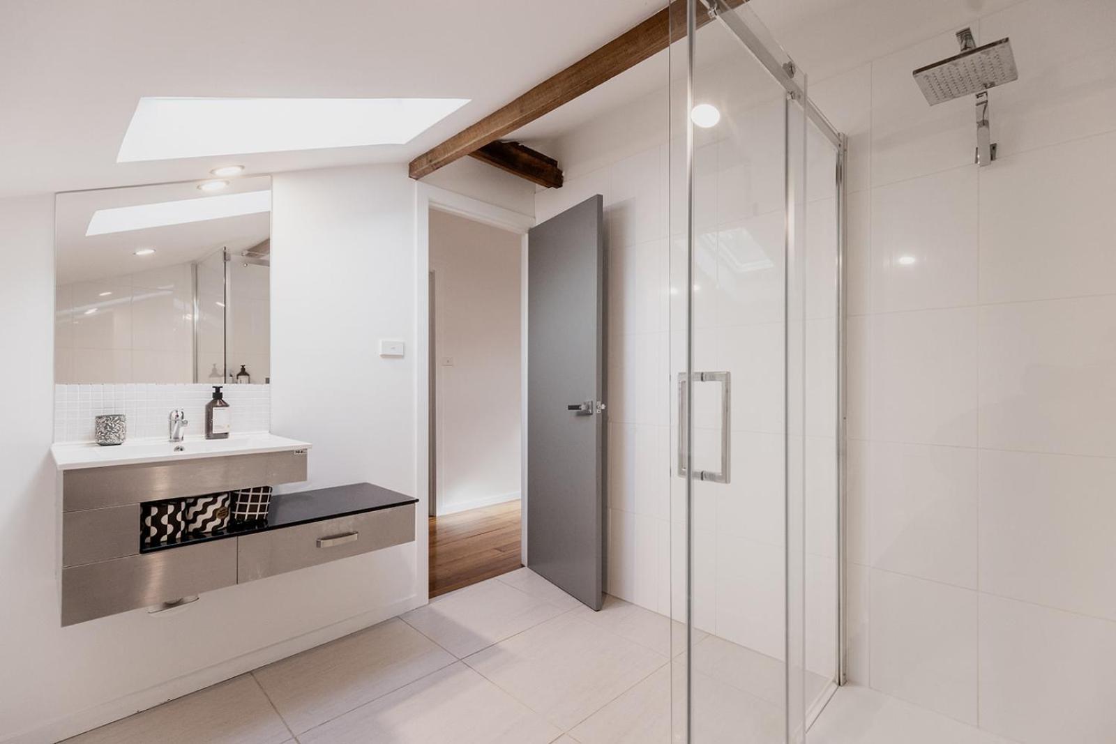 Boutique Warehouse Living In West Hobart Daire Dış mekan fotoğraf